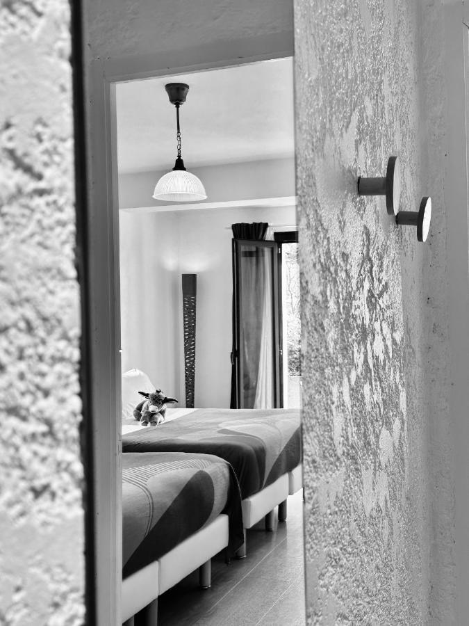 Hotel Le Provence - Restaurant Le Styx La Palud-sur-Verdon Buitenkant foto